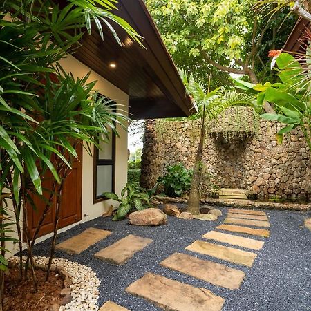 Nai Harn Baan-Bua Villas Exterior foto